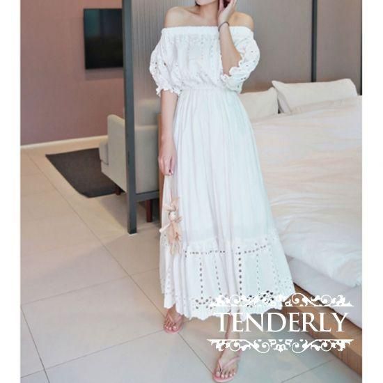 ビーチドレスにも オフショルダーコットンレース ロングワンピース 白 韓国プチプラパーティードレス通販 Tenderly Dress