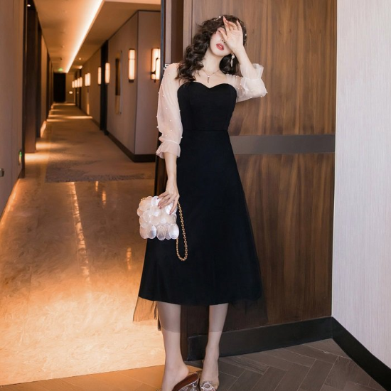大人ガーリーなシフォンドッキング 個性的でおしゃれなバイカラーのフレアワンピース 大人ガーリーなシフォンドッキング 個性的でおしゃれなバイカラーのフレアワンピース